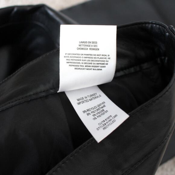 AGOLDE 90s Pinch Waist Recycled Leather Pants Detox Black Straight Leg NEW Sz 32 - Picture 8 of 8